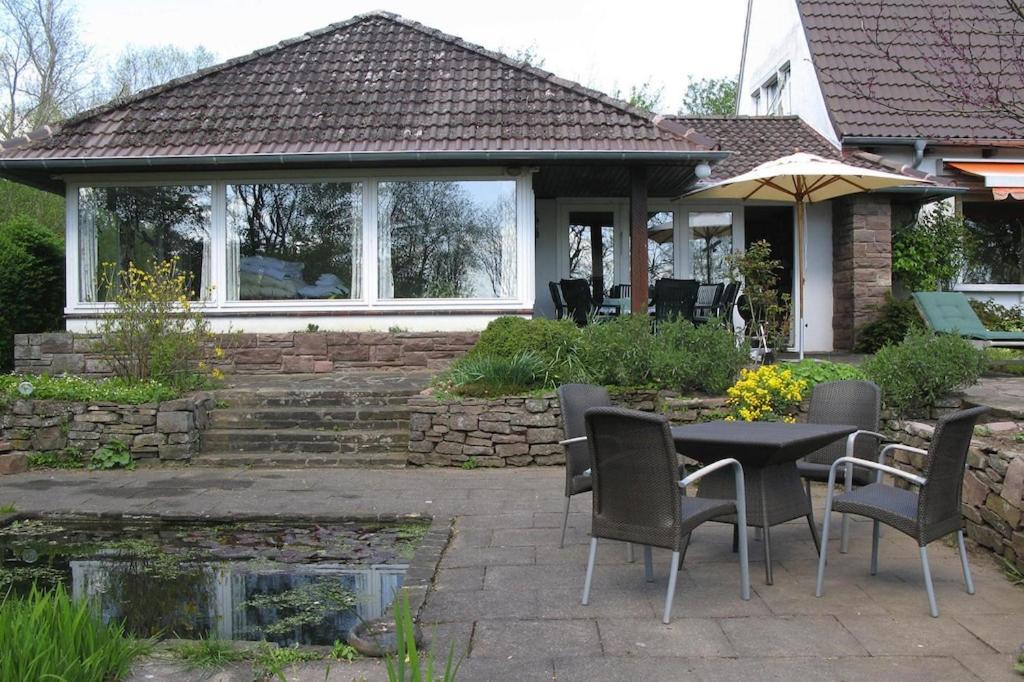 Ferienhaus Am Wung, Husum 후줌 외부 사진